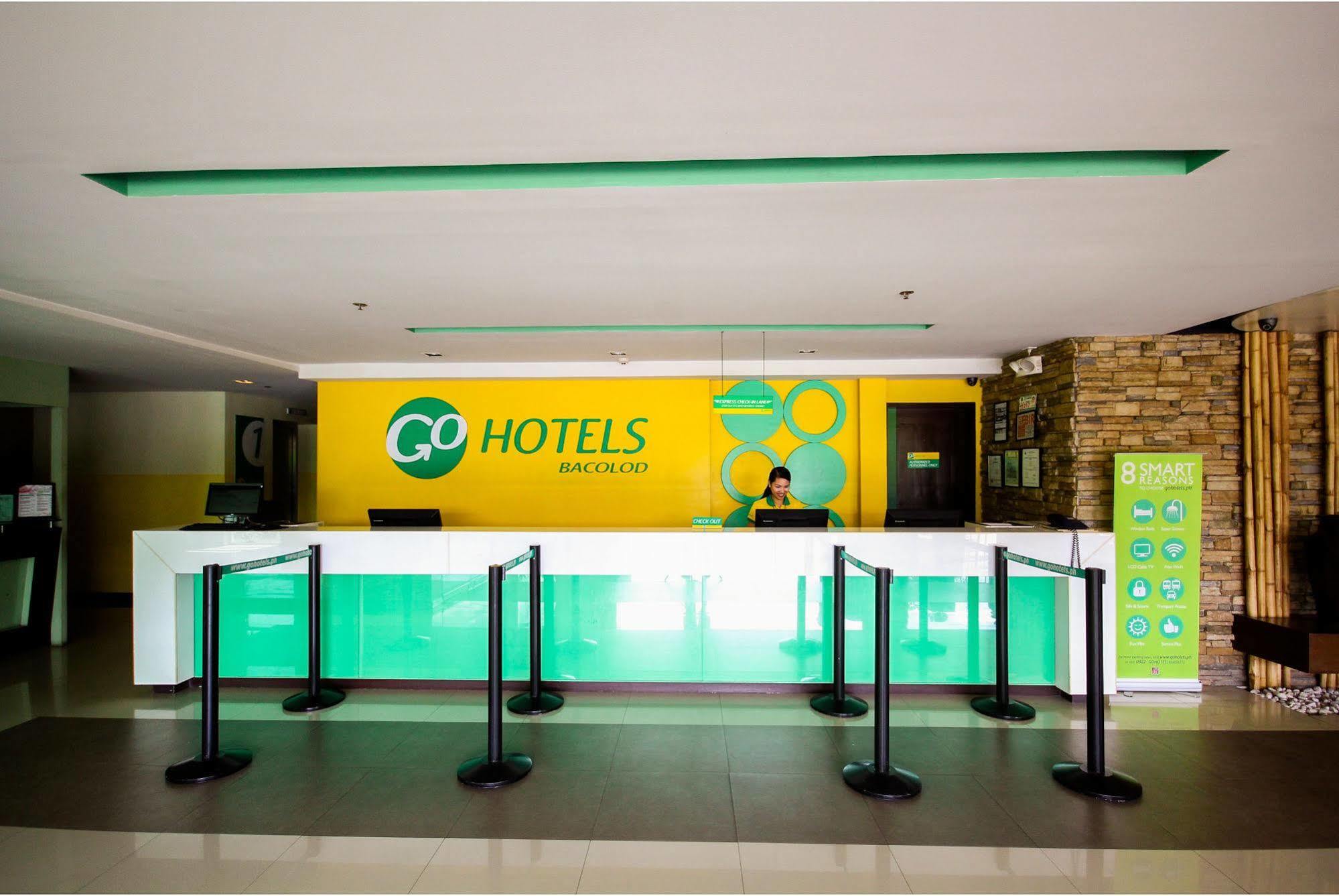 Go Hotels Bacolod Esterno foto